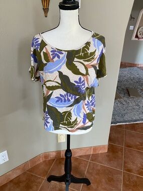 Floral Leaf Print Short Sleeve Scoop Neck Top - Olive & Blue